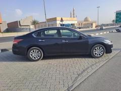 NIssan Altima 2015 model - 2