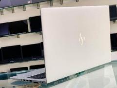 HP Laptop i7 Ultrabool Elite - 4