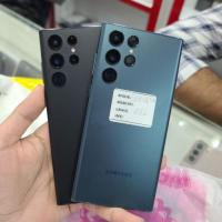 Samsung galaxy S22 slightly used 699 AED