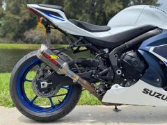 \2023 Suzuki GSX-R1000 - 4