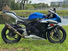 2014 Suzuki GSX-R1000